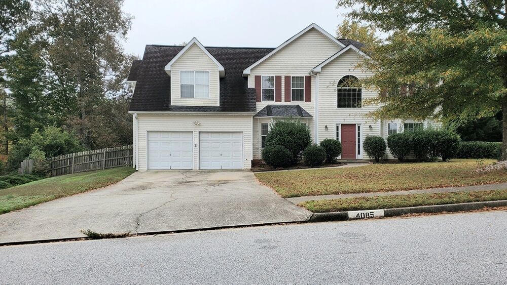 Property Photo:  4085 Soaring Dr  GA 30135 