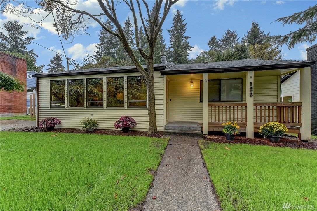 Property Photo:  122 NE 130th Street  WA 98125 