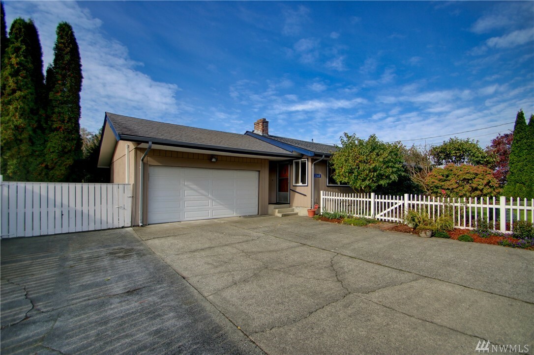 Property Photo:  12668 Markwood Rd  WA 98233 