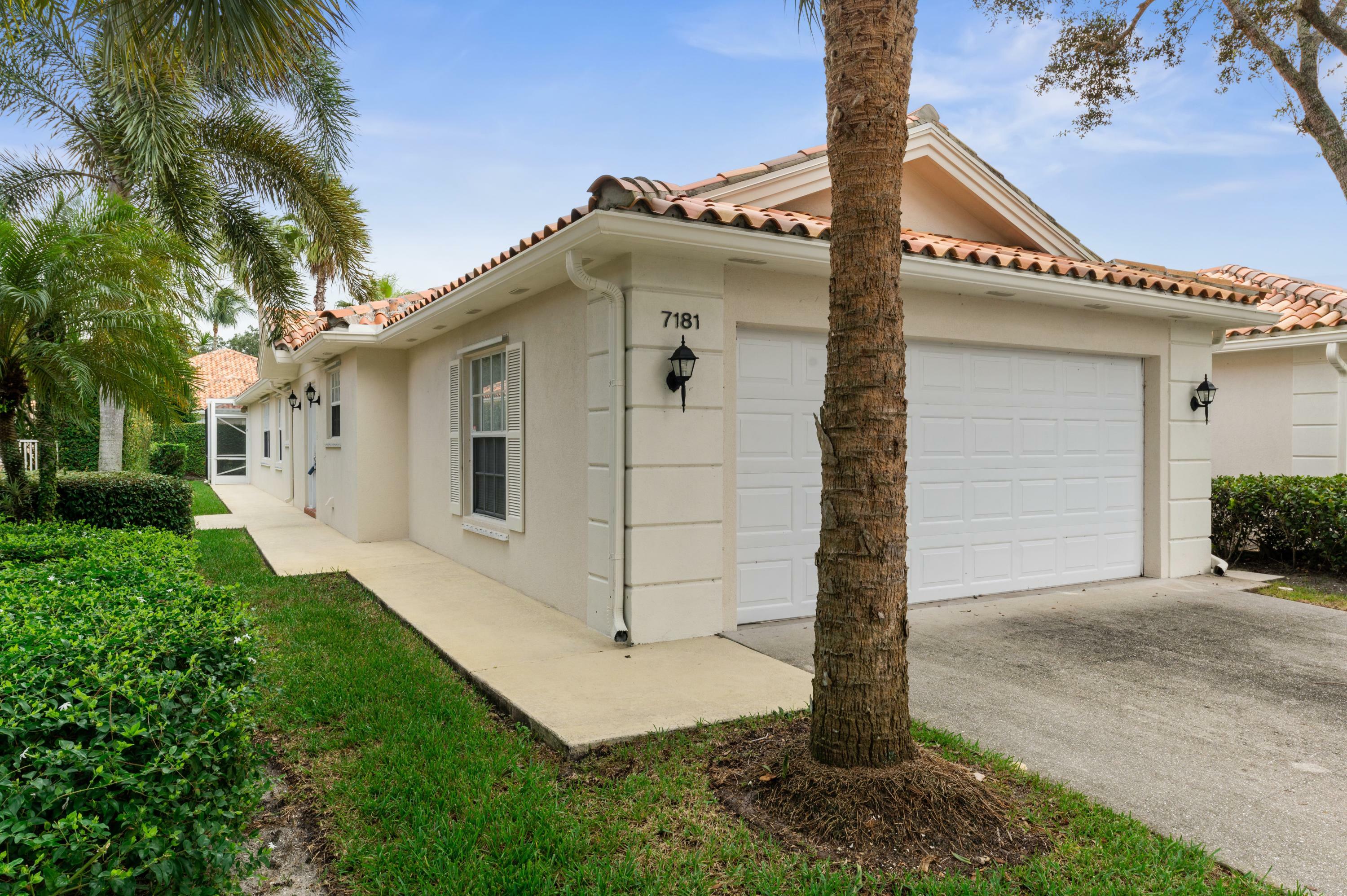 Property Photo:  7181 Grassy Bay Drive  FL 33411 