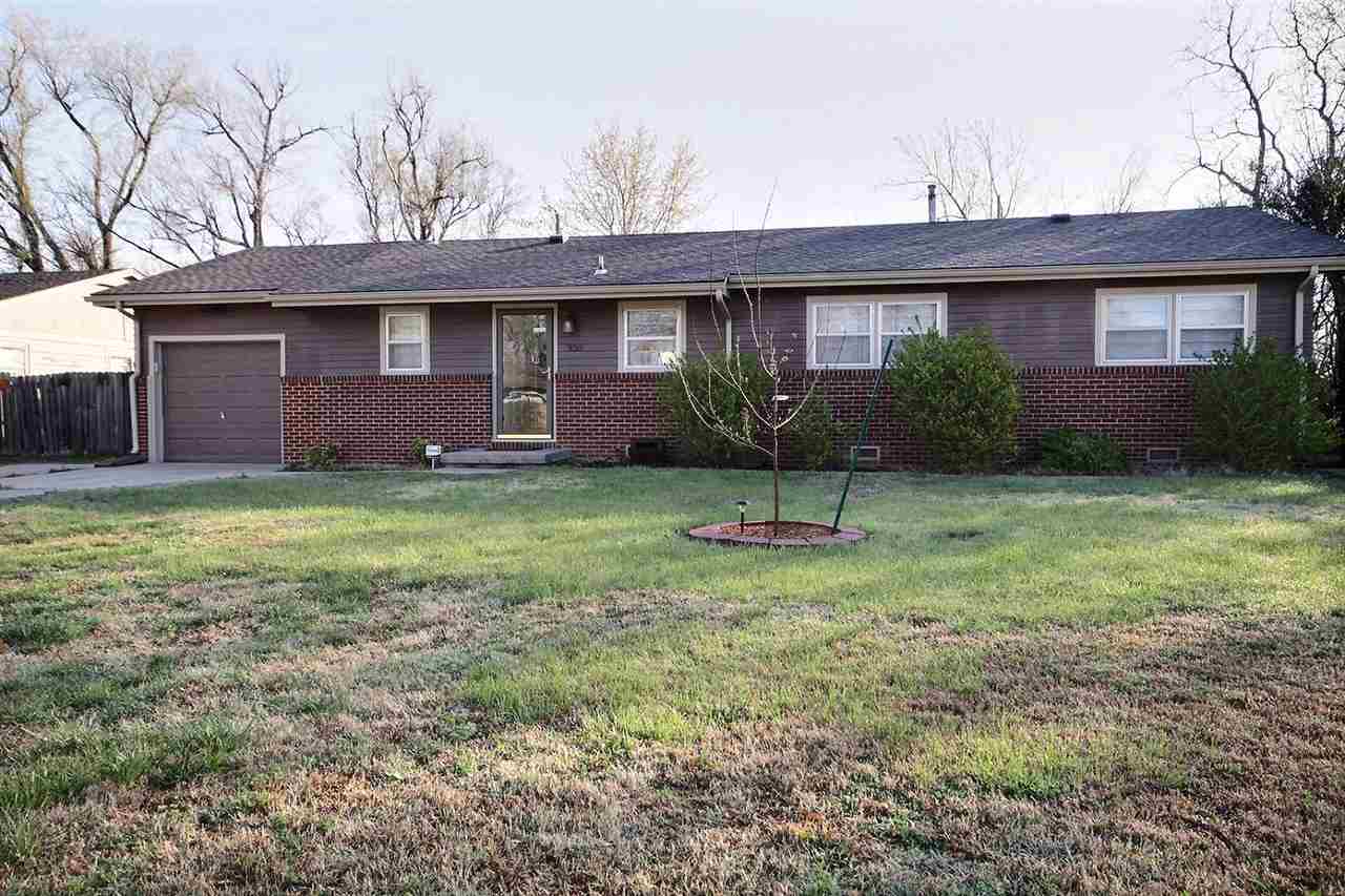 Property Photo:  930 N Denmark Ave  KS 67212 