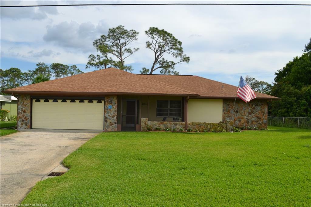 Property Photo:  1513 Krouse Street  FL 33875 