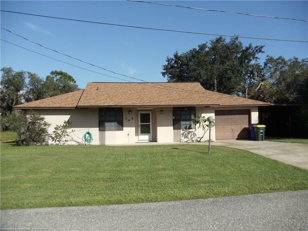 Property Photo:  102 Bowie Avenue  FL 33852 