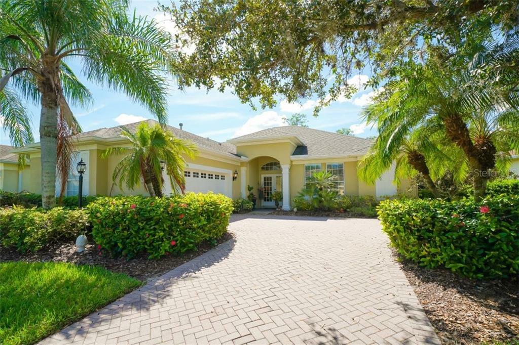 Property Photo: 7612 Charleston Street FL 34201