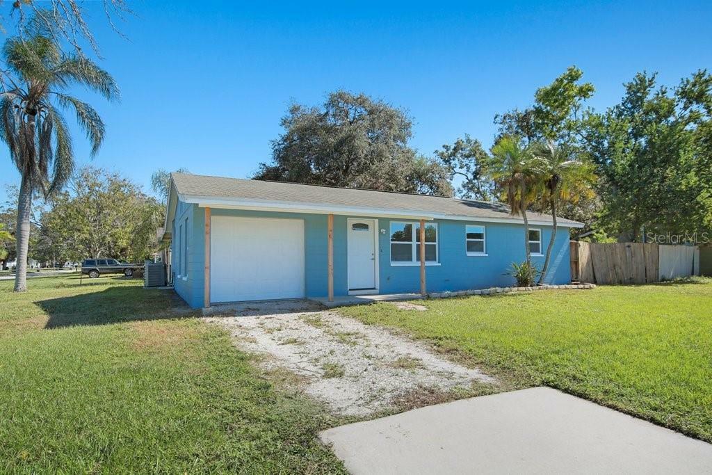 Property Photo:  6331 55th Street N  FL 33781 