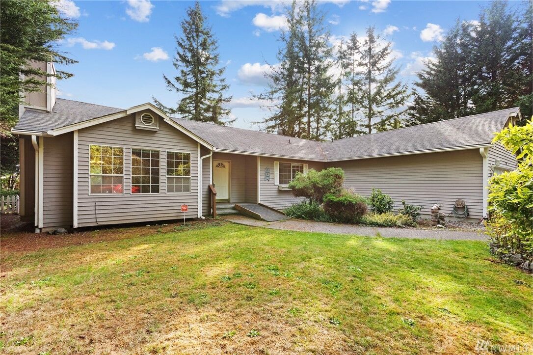 Property Photo:  23110 126th St E  WA 98321 