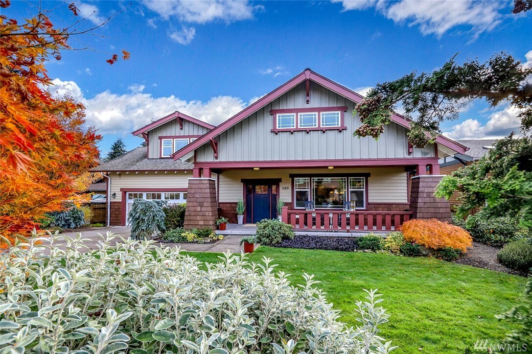 Property Photo:  589 Pierce Ct NW  WA 98110 