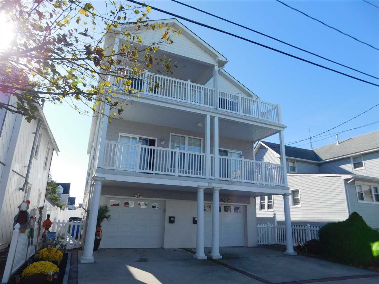 136 W Hand  Wildwood NJ 08260 photo