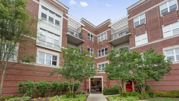 Property Photo:  300 East Church Street 205  IL 60048 