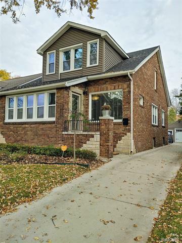 Property Photo: 1354 Lakepointe Street MI 48230