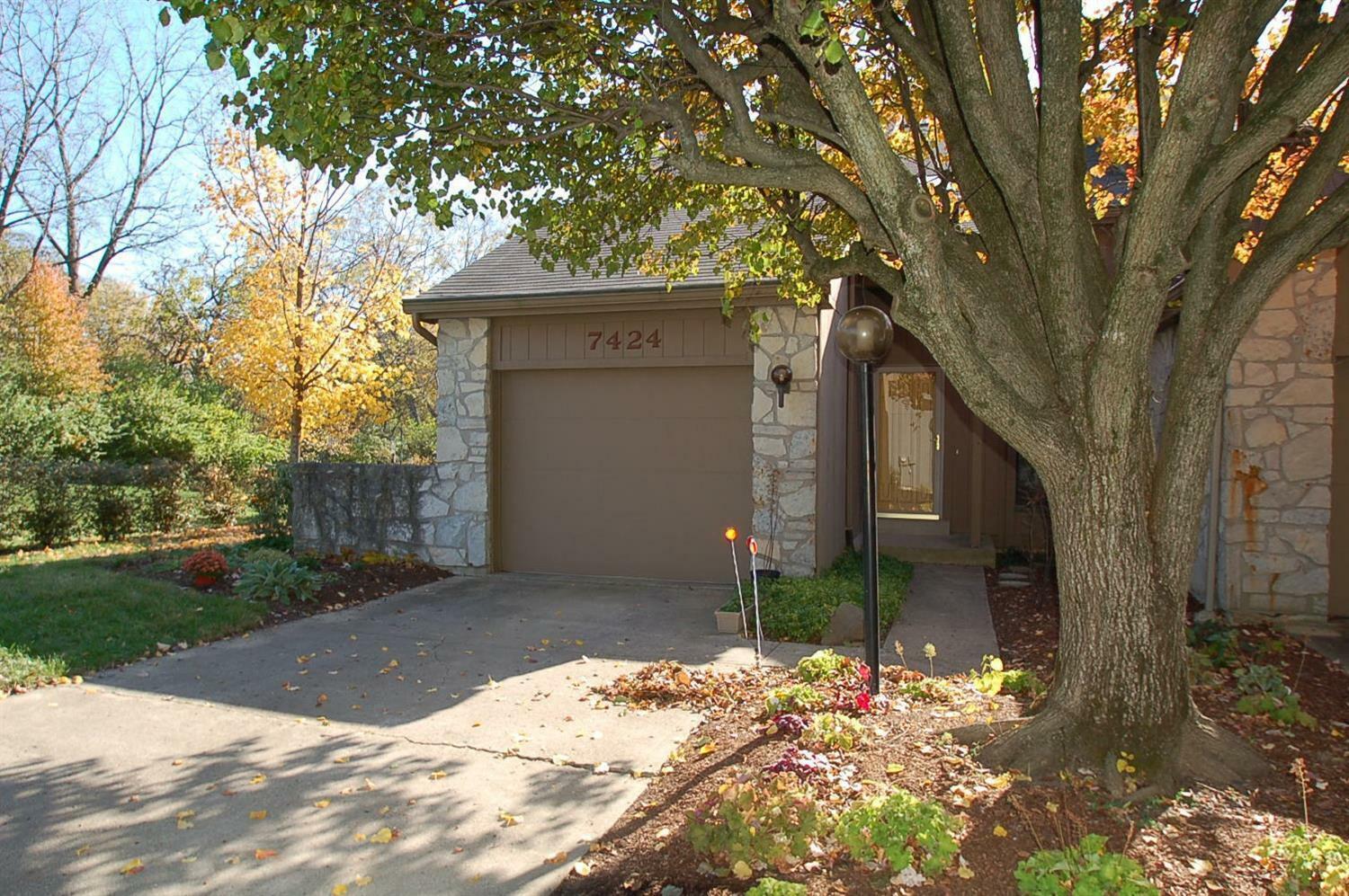 Property Photo:  7424 Timberview Dr  OH 45241 