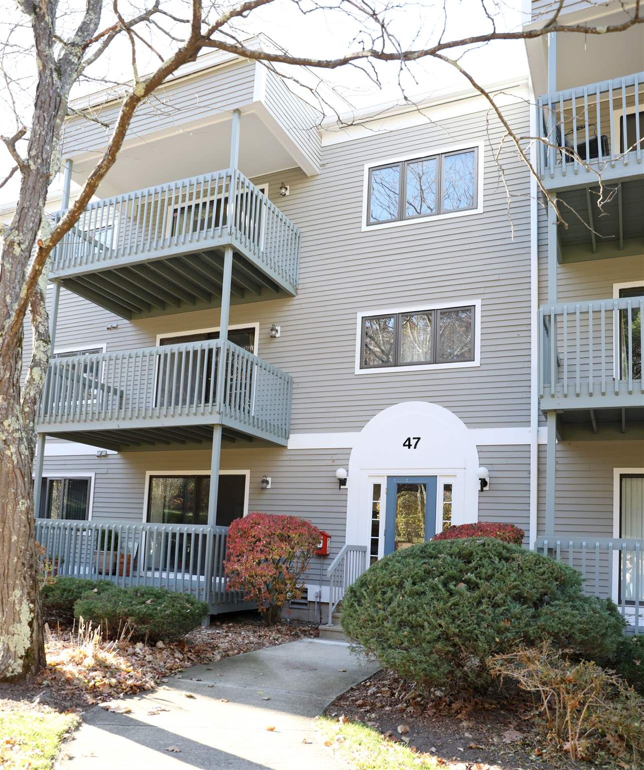 Property Photo:  47 Dogwood Drive 303  NH 03062 