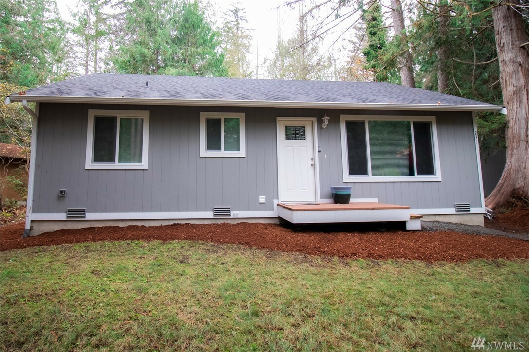 Property Photo:  231 E Annas Wy  WA 98584 