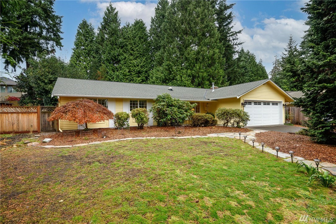 Property Photo: 13232 NE 193rd WA 98072
