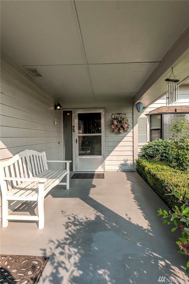 Property Photo:  602 Country Club Rd  WA 99362 