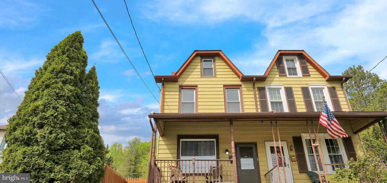 Property Photo:  3218 Perkiomen Avenue  PA 19606 