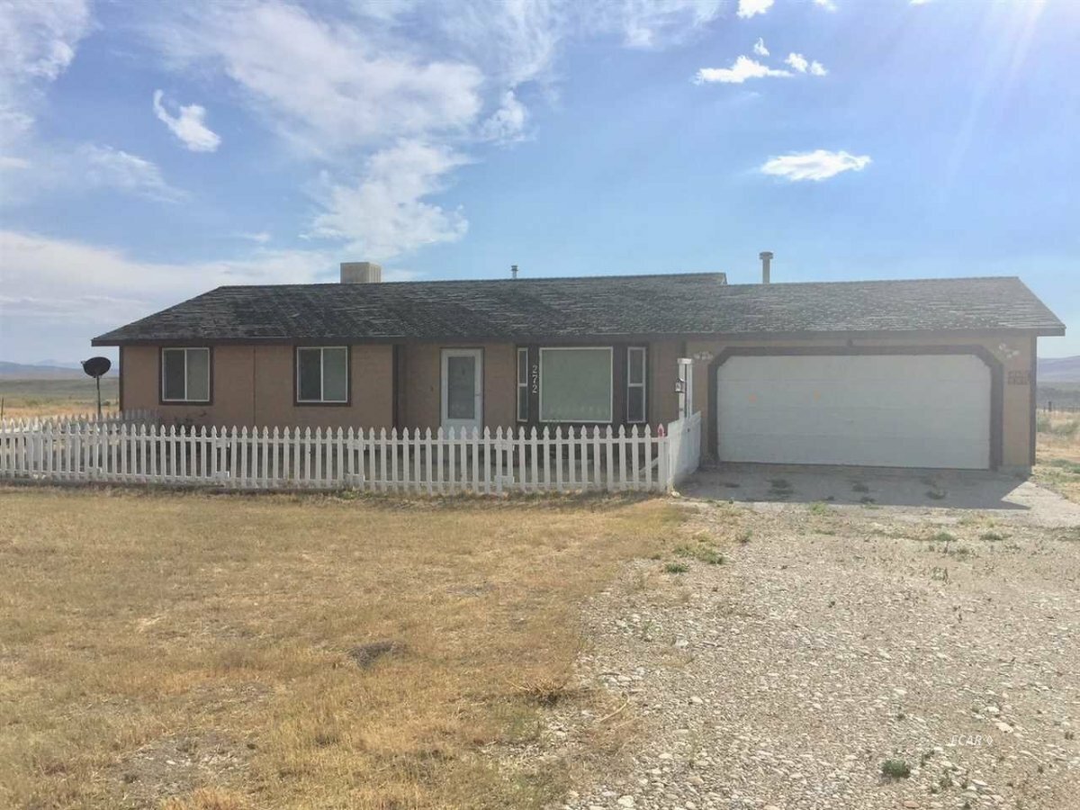 Property Photo:  272 Springfield Pkwy  NV 89815 