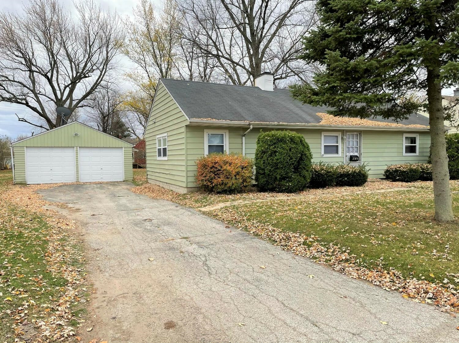 Property Photo: 412 Fair Street IN 46383