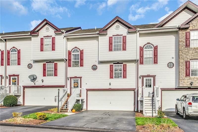 Property Photo:  117 Manor View Drive  PA 15665 