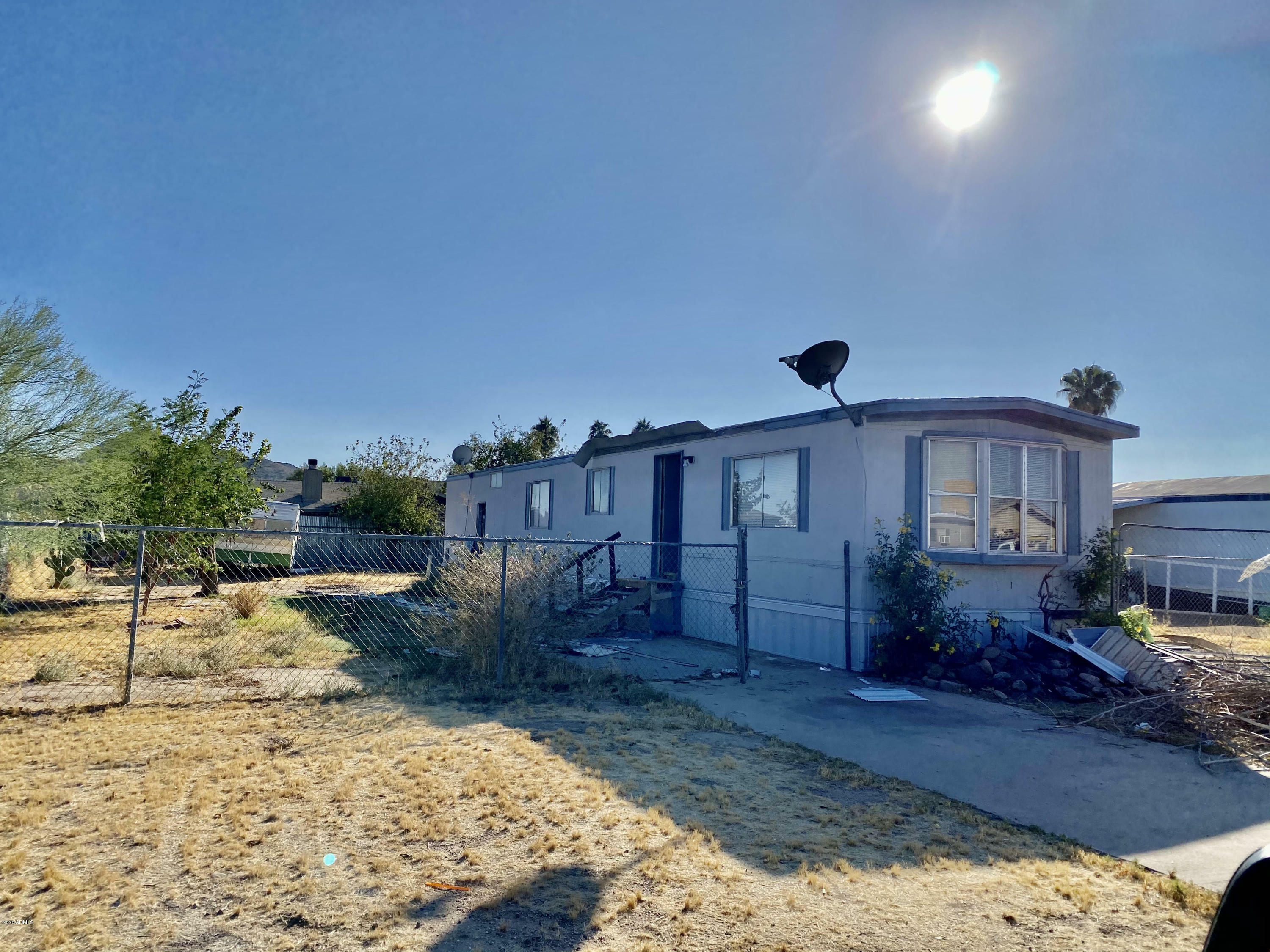 Property Photo:  2521 E Waltann Lane  AZ 85032 