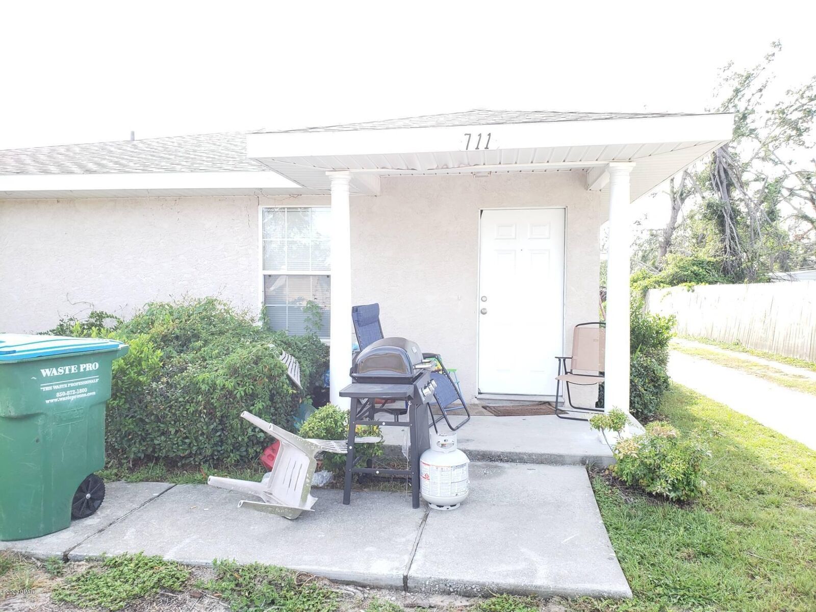 Property Photo:  711 N 9th Street  FL 32404 