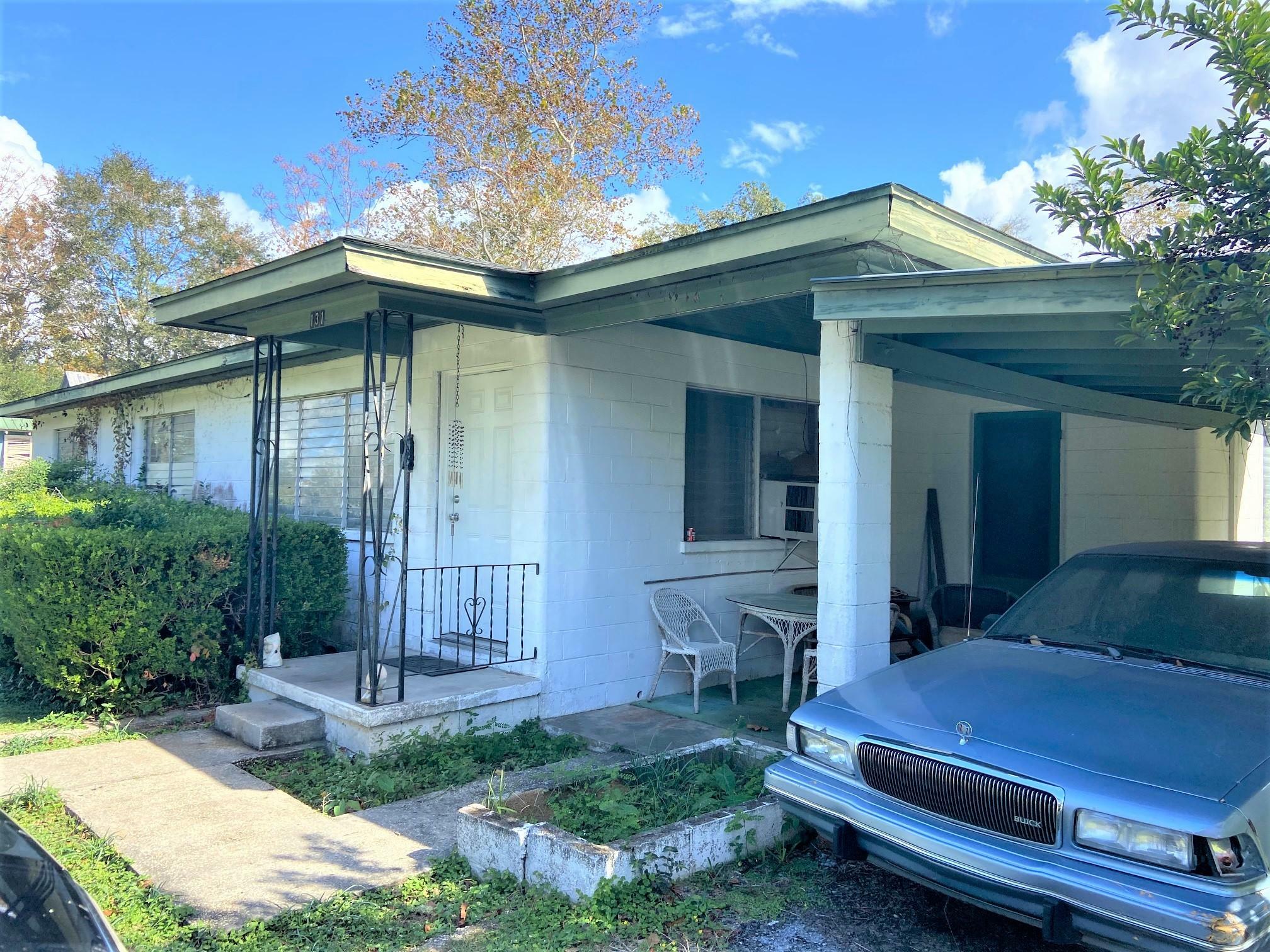 Property Photo:  131 S 19th Street  FL 32435 