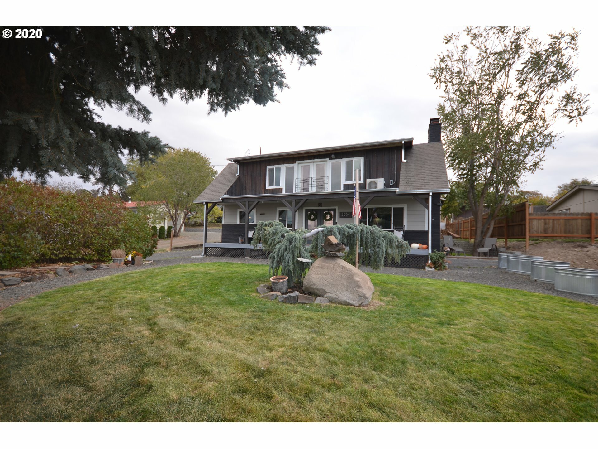 Property Photo:  3024 Old Dufur Rd  OR 97058 