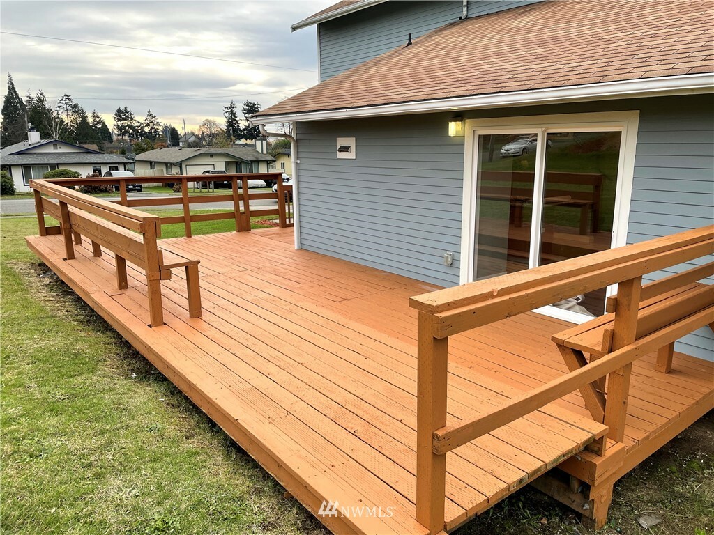 Property Photo:  1801 S 39th Street  WA 98418 