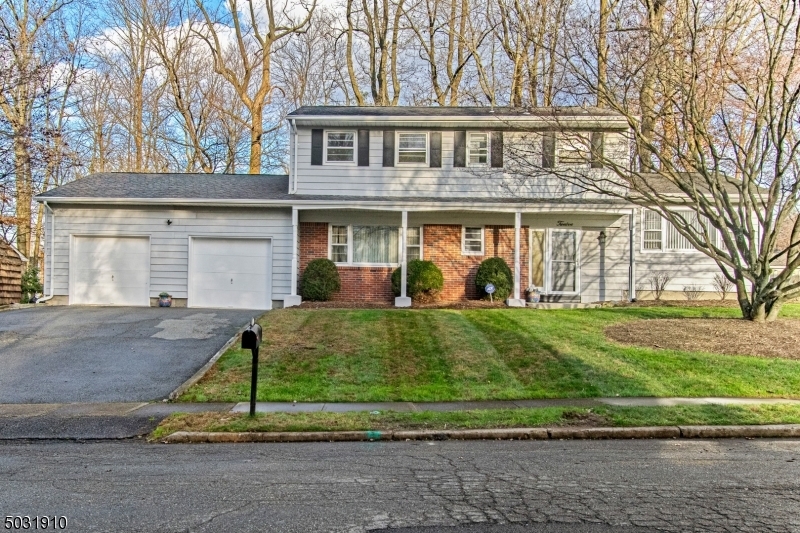 Property Photo:  12 Toby Drive  NJ 07876 