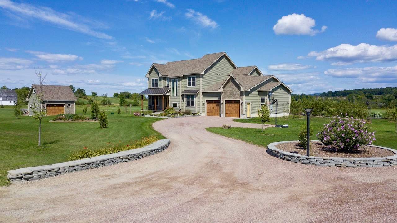 Property Photo: 513 Guinea Road VT 05445