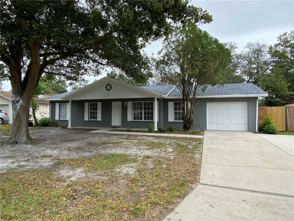 Property Photo:  842 Cinnamon Drive  FL 33880 