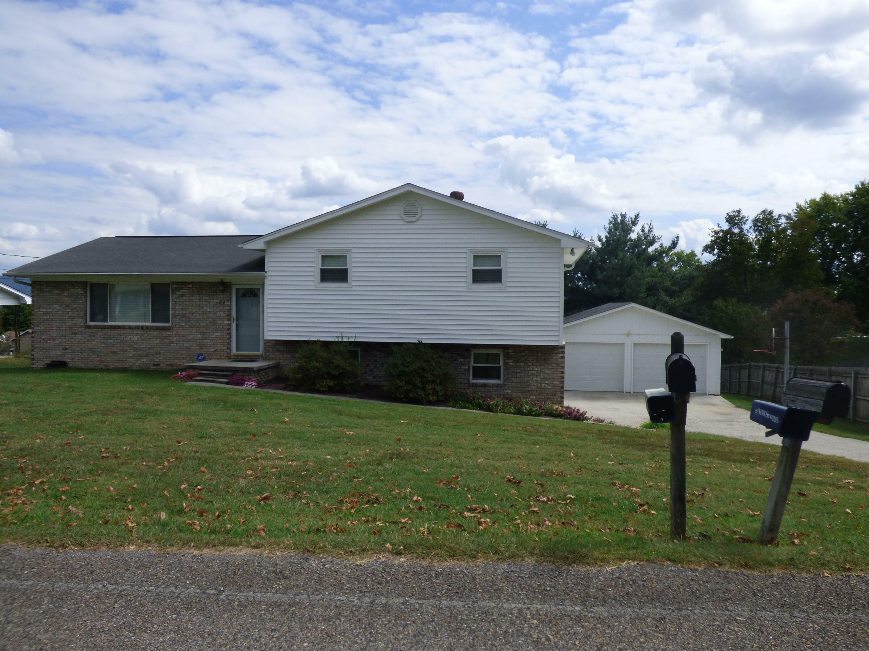 Property Photo:  7212 Ridgeview Rd  TN 37721 