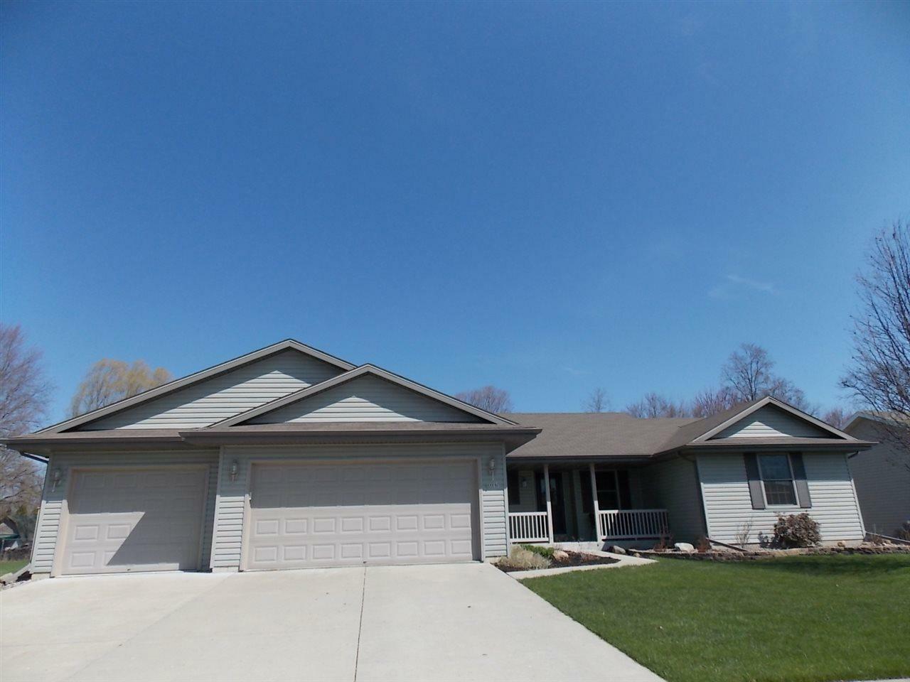 Property Photo:  4015 Kingsford Dr  WI 53546 