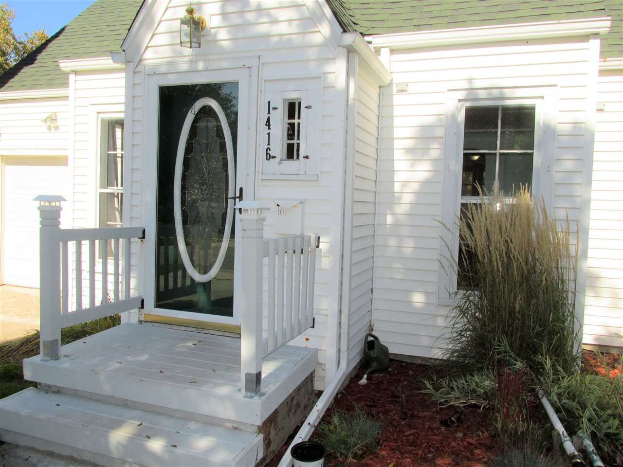Property Photo:  1416 W Spring Street  WI 54914-3222 