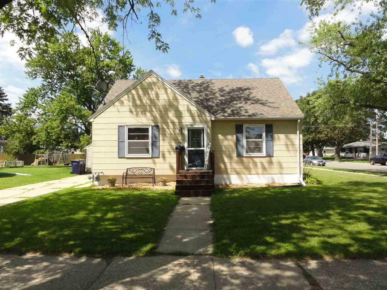 Property Photo:  551 North Oakhill Ave  WI 53548 