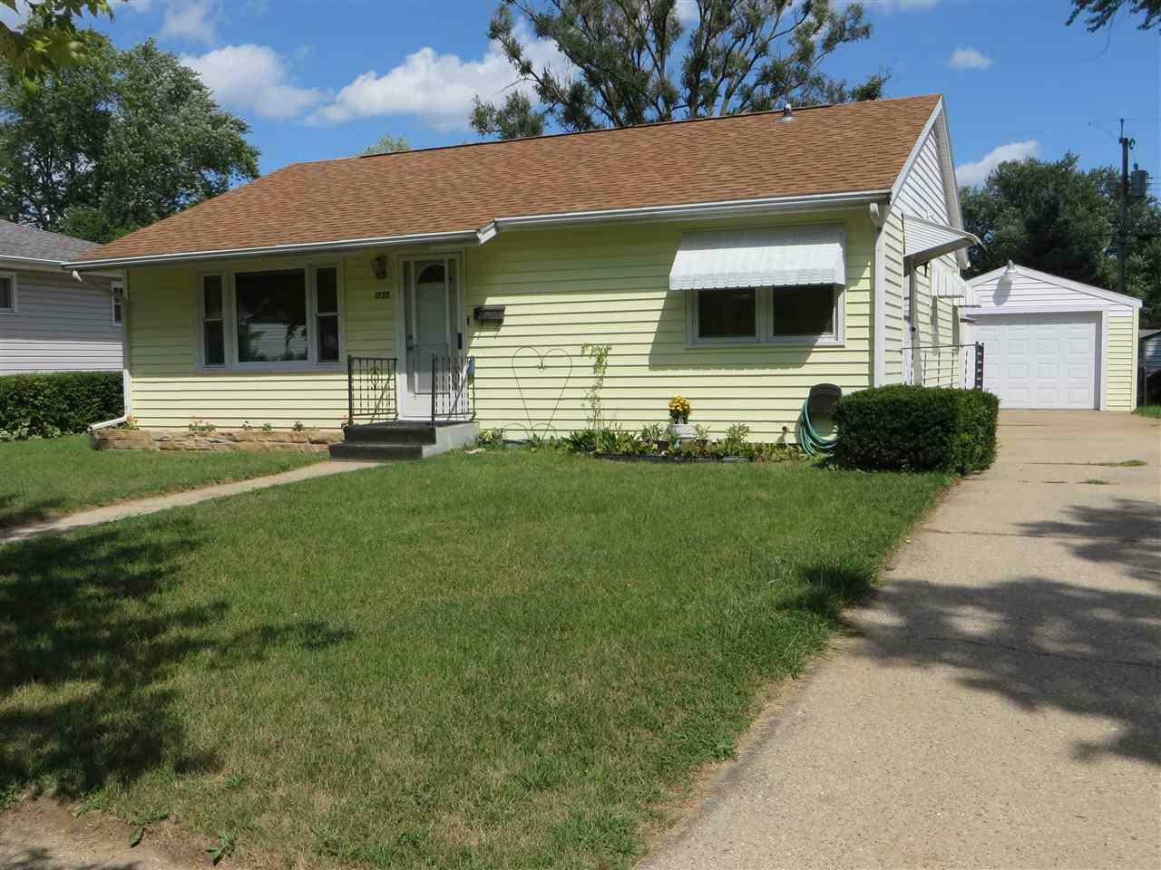 1725 Townline Ave  Beloit WI 53511 photo