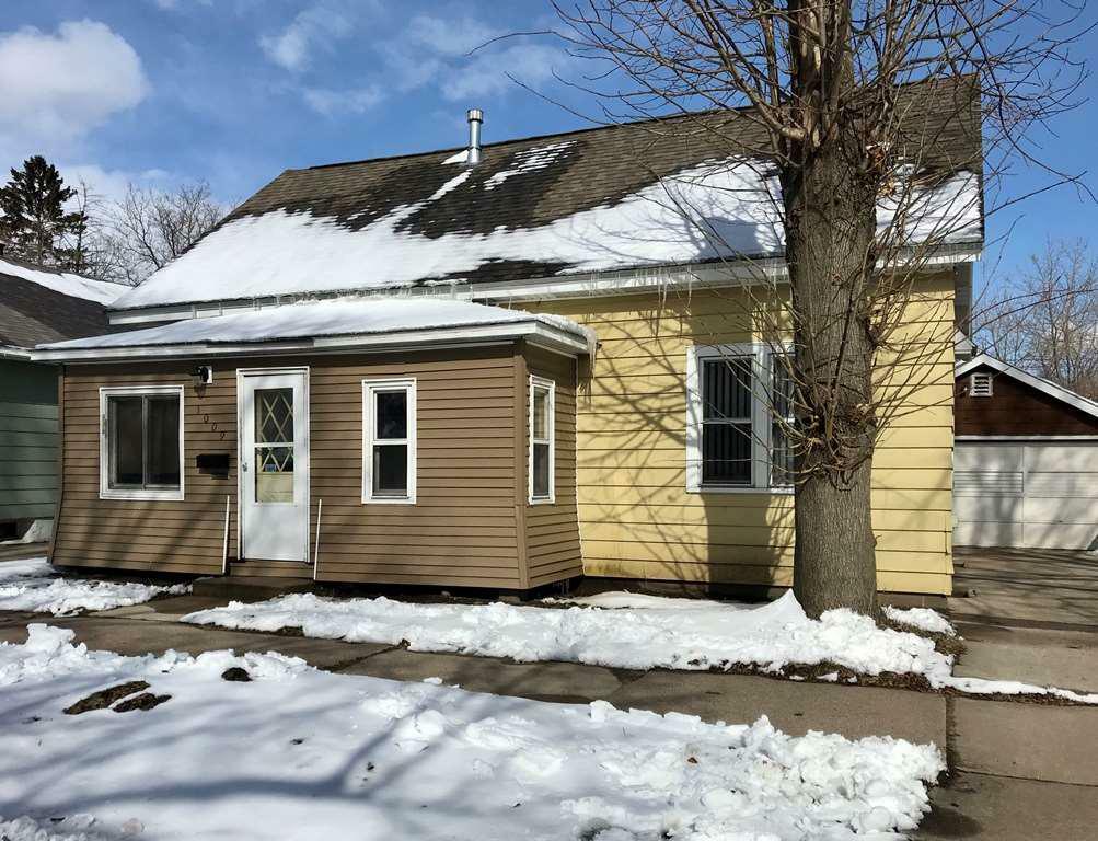 Property Photo:  1009 South 8th Avenue  WI 54401 