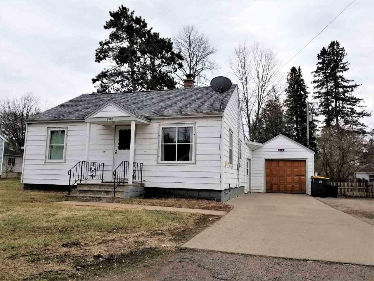 Property Photo: 1309 Neupert Avenue WI 54476