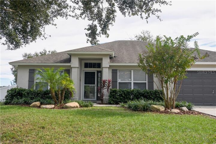 Property Photo:  1145 Lakeview Oaks Drive  FL 34715 