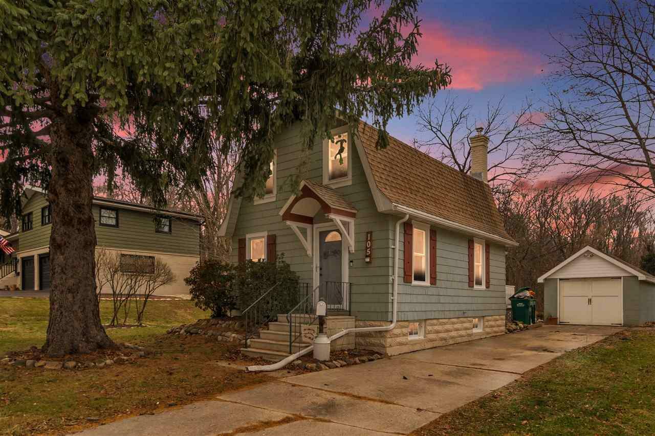 Property Photo:  105 Blanchard St  WI 53534 