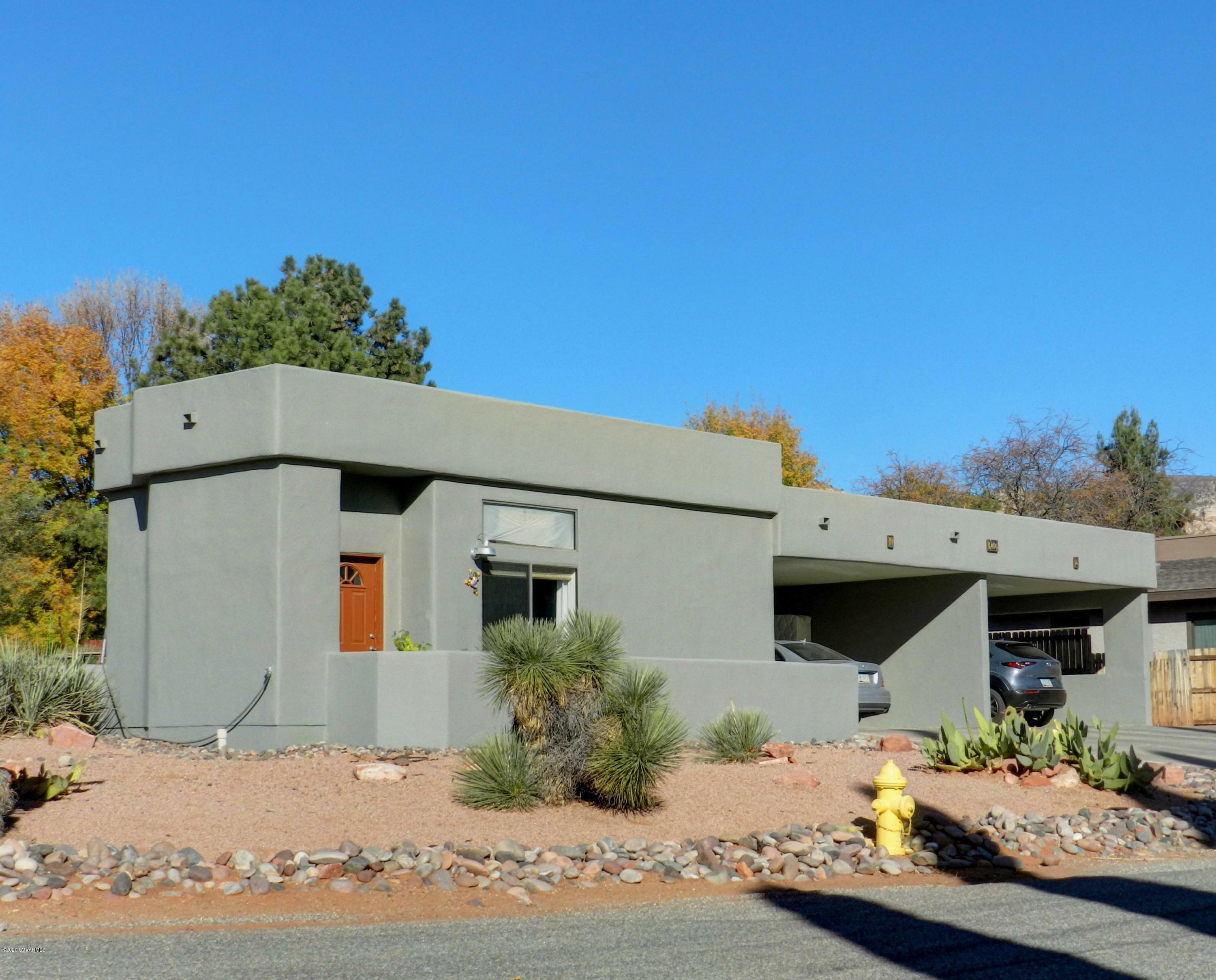 Property Photo:  430 Fairway Oaks Drive  AZ 86351 