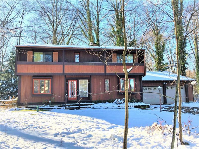 Property Photo:  263 Pearson Dr  PA 16142 