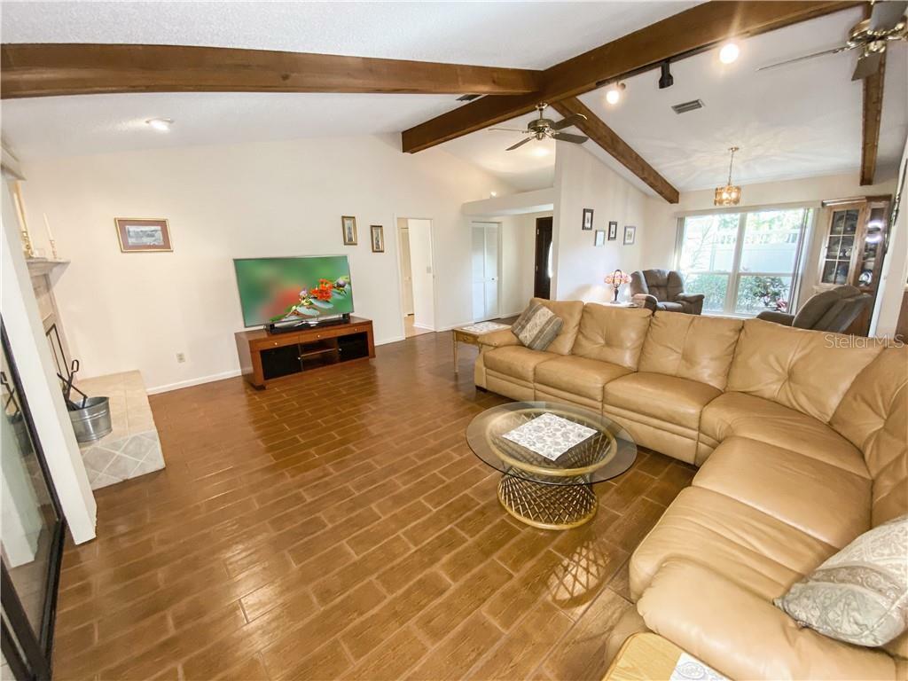 Property Photo:  4765 Lake Valencia Boulevard W  FL 34684 