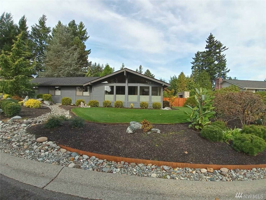 Property Photo:  13526 SE 251st Place  WA 98042 