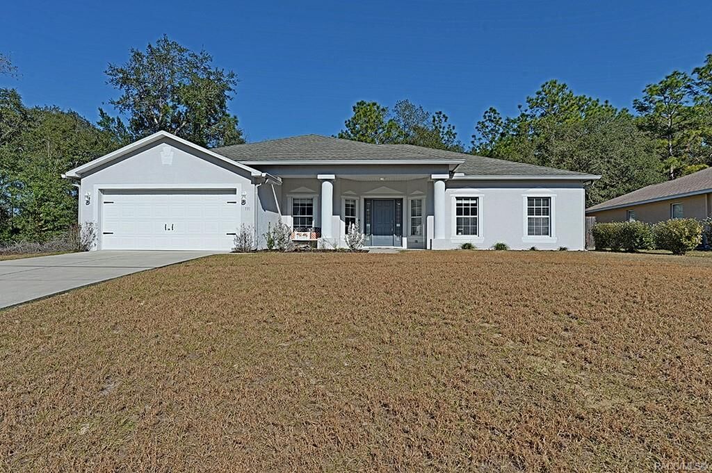 Property Photo:  591 W Anderson Lane  FL 34434 