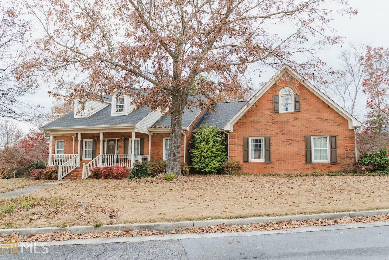 Property Photo: 1 Westridge Place GA 30165