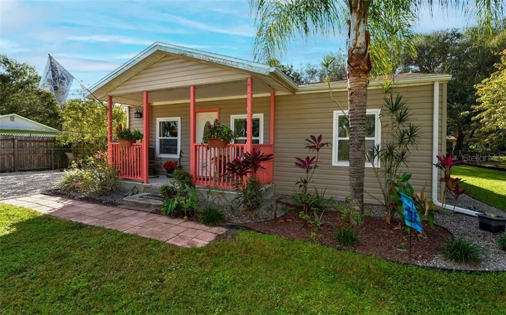 Property Photo:  3018 Arlington Street  FL 34239 