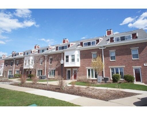 Property Photo:  158 Quincy Shore Drive 90  MA 02171 