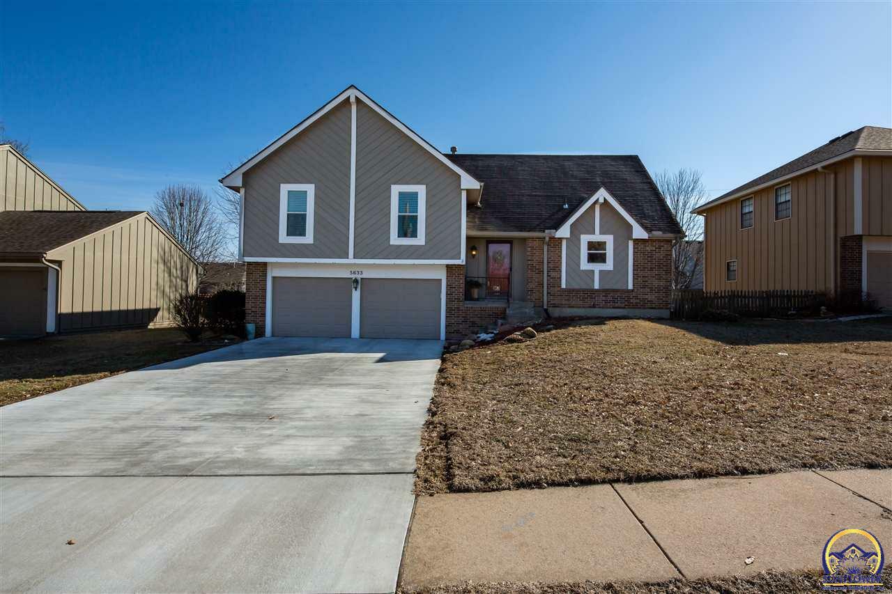 Property Photo:  5633 SW 34th St  KS 66614 