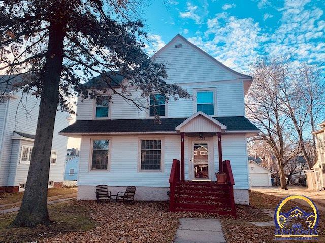 Property Photo: 1523 SW Boswell Ave KS 66604